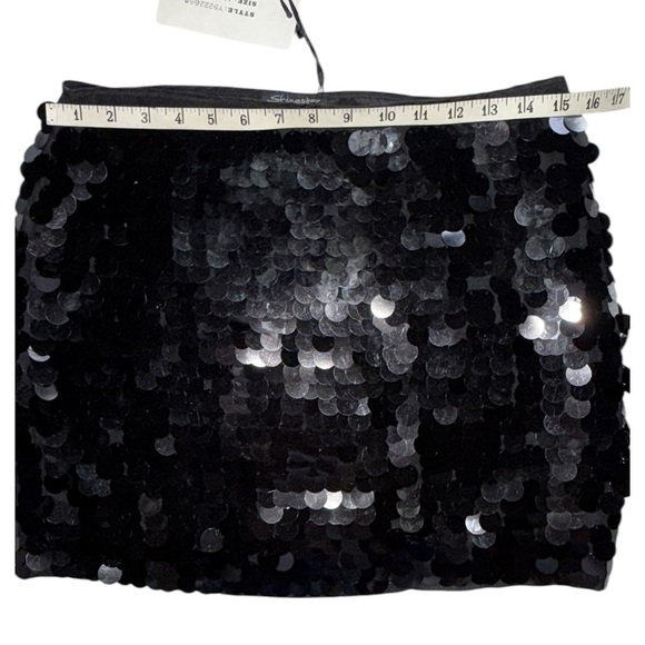 Shinestar Black Sequin Mini Skirt Large Round Sequins Size Medium - Picture 4 of 13